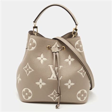 cream louis vuitton purse|louis vuitton cream shoulder bag.